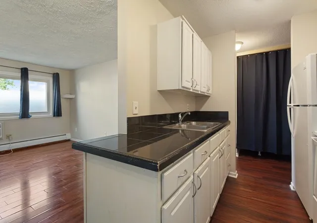 Photo 3 of Condo for sale at 2616 Harriet Ave #110, Minneapolis, MN 55408 | MLS# 7124822 | Listing updated on 2026-09-28