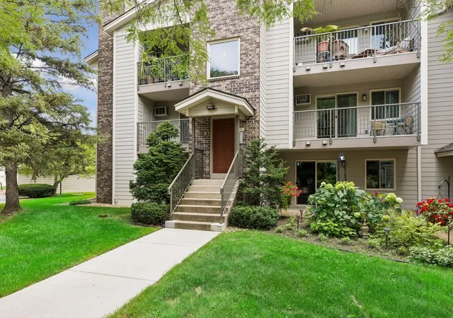 1st image of 2130 Ridge Dr #23, Minneapolis, MN 55416 | MLS# 7124874