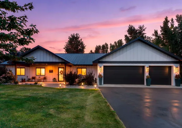 Photo 1 of Single family home for sale at 939 235th Street, Dresser, WI 54009 | MLS# 7124878 | Listing updated on 2026-08-14