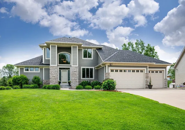 Photo 2 of Single family home for sale at 6786 Yellowstone Ln N, Maple Grove, MN 55311 | MLS# 7124891 | Listing updated on 2026-10-16