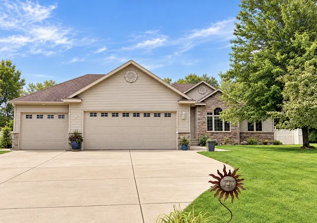 Photo 1 of Single family home for sale at 1910 Temminck Rd, Saint Cloud, MN 56301 | MLS# 7124915 | Listing updated on 2026-10-22