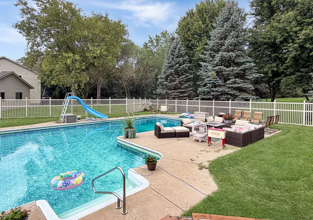 Photo 3 of Single family home for sale at 1910 Temminck Rd, Saint Cloud, MN 56301 | MLS# 7124915 | Listing updated on 2026-10-22