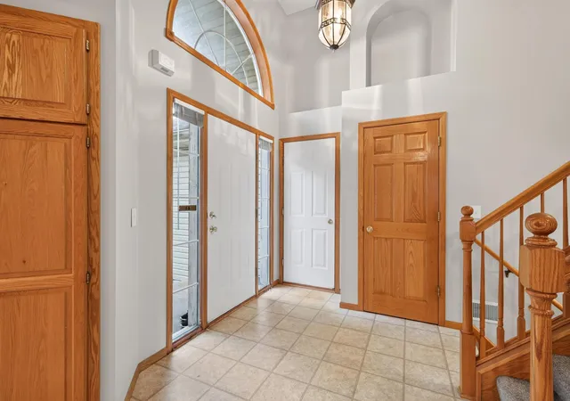 Photo 2 of Single family home for sale at 3311 Bluebell Ave N, Minneapolis, MN 55443 | MLS# 7124922 | Listing updated on 2026-09-01