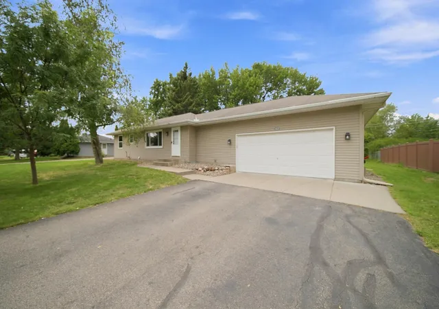 Photo 1 of Single family home for sale at 14615 Delft Ave W, Rosemount, MN 55068 | MLS# 7124925 | Listing updated on 2026-08-31