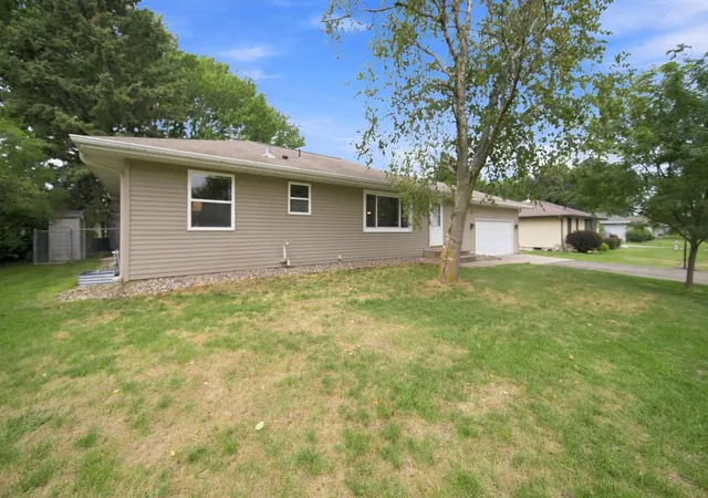 Photo 2 of Single family home for sale at 14615 Delft Ave W, Rosemount, MN 55068 | MLS# 7124925 | Listing updated on 2026-08-31