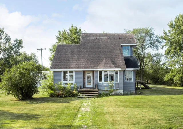 1st image of 221 E Lake St, Parkers Prairie, MN 56361 | MLS# 7124939