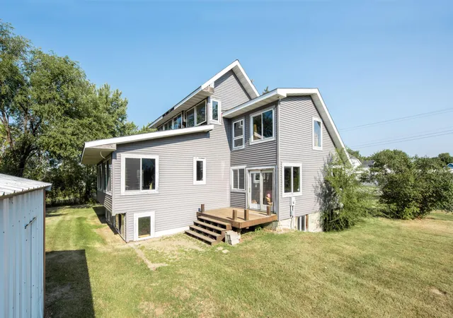 5th image of 221 E Lake St, Parkers Prairie, MN 56361 | MLS# 7124939