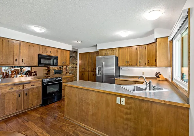 4th image of 7029 Comanche Ct, Edina, MN 55439 | MLS# 7124944
