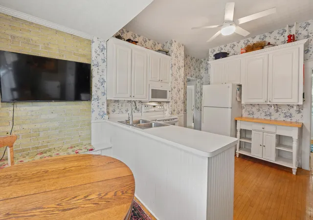 Photo 4 of Single family home for sale at 327 4th Avenue S, Saint Cloud, MN 56301 | MLS# 7124946 | Listing updated on 2026-08-15