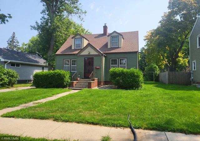 Photo 1 of Single family home for sale at 919 6th Street Sw, Willmar, MN 56201 | MLS# 7124950 | Listing updated on 2026-08-26