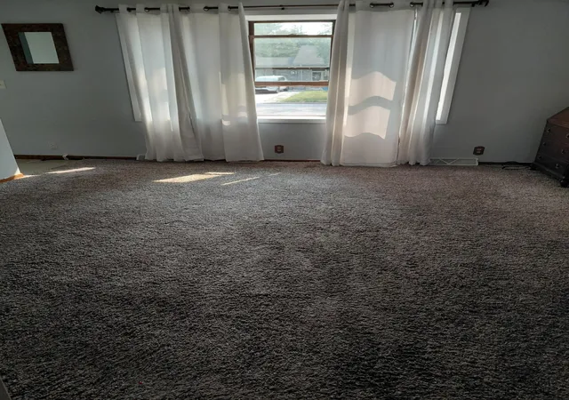 Photo 2 of Single family home for sale at 4917 Woodcrest Rd, Saint Paul, MN 55110 | MLS# 7124956 | Listing updated on 2026-08-13