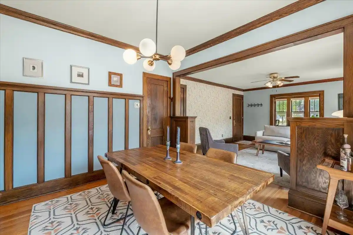 Listing Photo 1 - Condo for sale in 3654 Lyndale Ave S located at 3654 Lyndale Ave S, Minneapolis, MN 55409 - Unit 3654 Lyndale Ave S