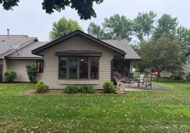 Photo 3 of Sale Pending at 1333 Jefferson St, Hastings, MN 55033 | MLS# 7124970 | Listing updated on 2026-09-13