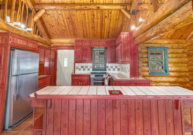 Photo 3 of Single family home for sale at 3547 Norway Ln, Ely, MN 55731 | MLS# 7125017 | Listing updated on 2026-09-19
