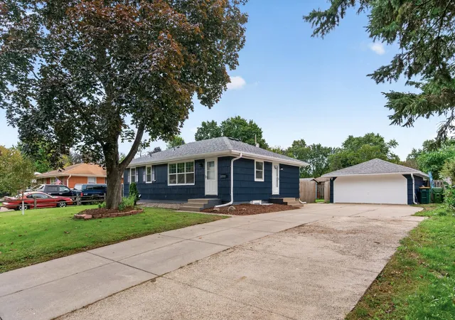 Photo 3 of Single family home for sale at 5307 66th Avenue N, Minneapolis, MN 55429 | MLS# 7125043 | Listing updated on 2026-10-10