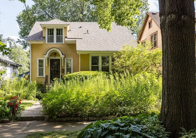 1st image of 1234 Portland Ave, Saint Paul, MN 55104 | MLS# 7125063