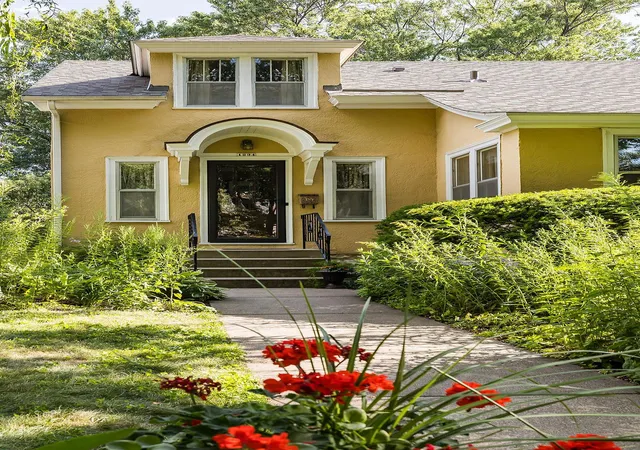 2nd image of 1234 Portland Ave, Saint Paul, MN 55104 | MLS# 7125063