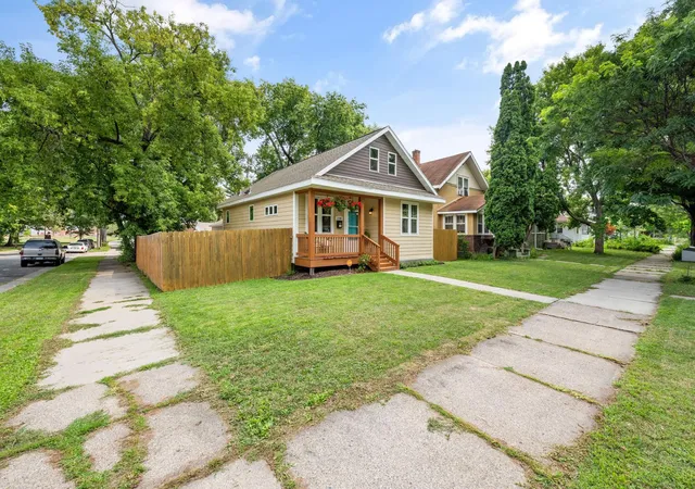 Photo 3 of Single family home for sale at 1730 Newton Ave N, Minneapolis, MN 55411 | MLS# 7125083 | Listing updated on 2026-08-19