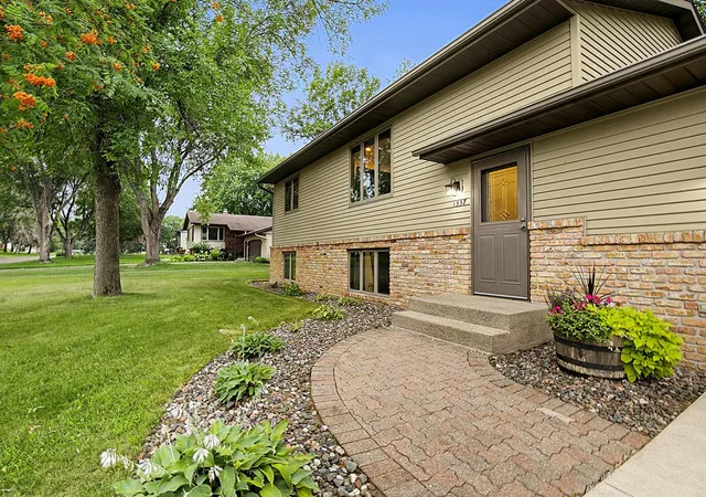 Photo 4 of Sale Pending at 1557 Wildwood Rd, Saint Cloud, MN 56303 | MLS# 7125089 | Listing updated on 2026-08-31