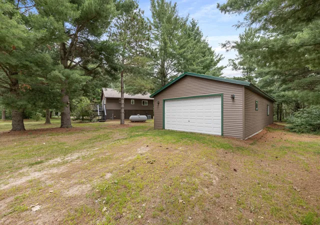 3rd image of 33181 Hickory Ln, Motley, MN 56466 | MLS# 7125090