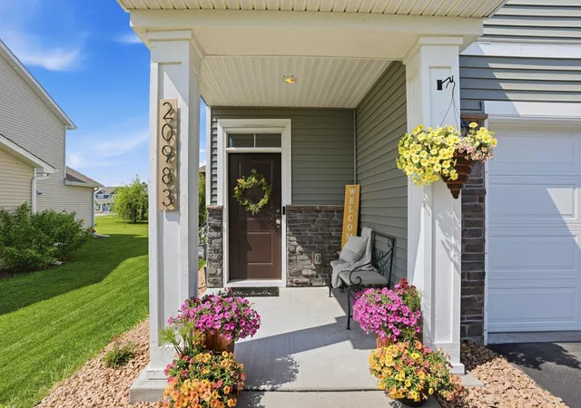 2nd image of 20983 Flaxton Ln, Farmington, MN 55024 | MLS# 7125114