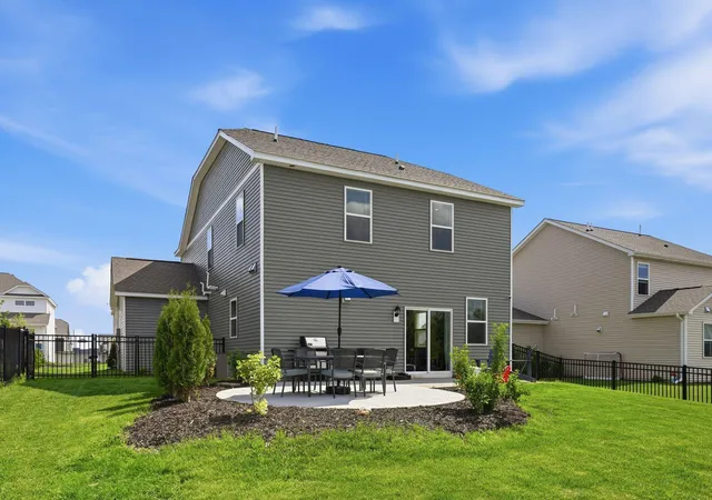 Photo 3 of Single family home for sale at 20983 Flaxton Ln, Farmington, MN 55024 | MLS# 7125114 | Listing updated on 2026-08-25
