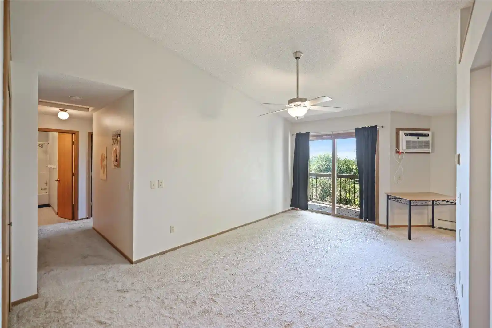 Listing Photo 2 - Condo for sale in 14831 Endicott Wy located at 14831 Endicott Wy, Apple Valley, MN 55124 - Unit #316