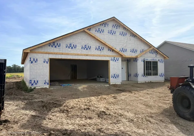 Photo 1 of Single family home for sale at 204 Barony Rd, Le Sueur, MN 56058 | MLS# 7125152 | Listing updated on 2026-10-22