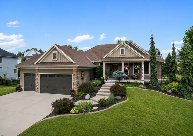 1st image of 4540 Fable Hill Pkwy N, Hugo, MN 55038 | MLS# 7125154