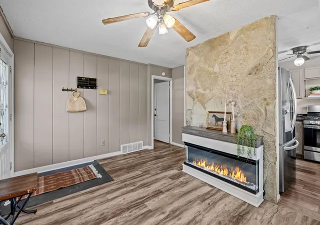 Photo 4 of Sale Pending at 8227 Blaisdell Ave S, Minneapolis, MN 55420 | MLS# 7125162 | Listing updated on 2026-09-19