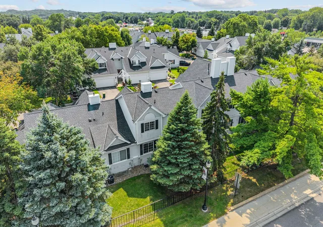 Photo 3 of Sale Pending at 2008 Mainstreet, Hopkins, MN 55343 | MLS# 7125184 | Listing updated on 2026-08-24