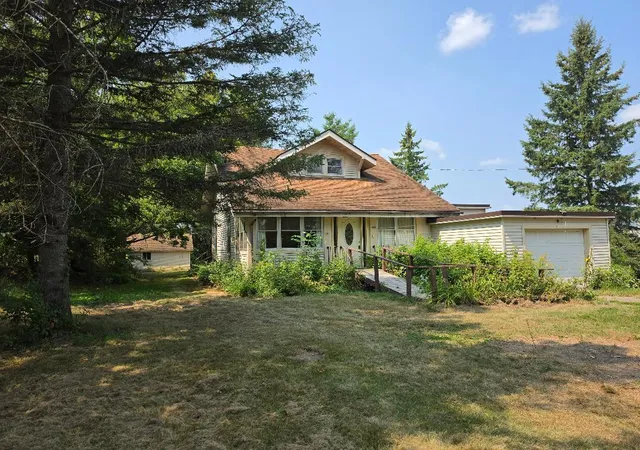 2nd image of 300 N Algoma St, Birchwood, WI 54817 | MLS# 7125210