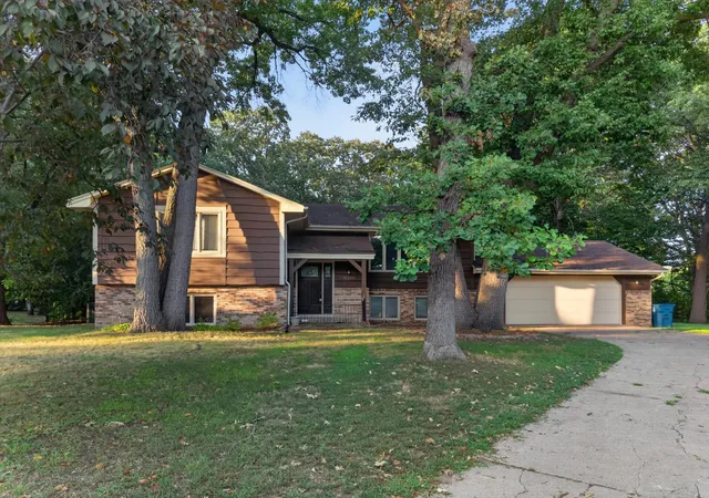 2nd image of 10890 133rd Cir N, Champlin, MN 55316 | MLS# 7125211
