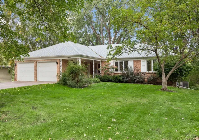 Photo 3 of Sale Pending at 4900 Killarney Dr, Minneapolis, MN 55422 | MLS# 7125235 | Listing updated on 2026-10-06