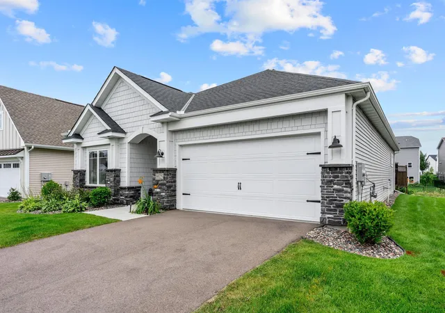 image of 8025 Walnut Ln, Hamel, MN 55340 | MLS# 7125258