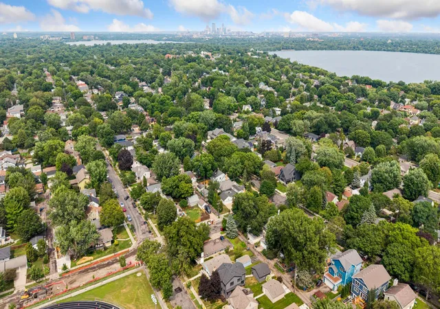 24th image of 4744 York Ave S, Minneapolis, MN 55410 | MLS# 7125266