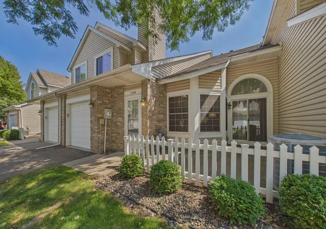 Photo 1 of Single family home for sale at 1744 Maple Ct, Saint Paul, MN 55113 | MLS# 7125290 | Listing updated on 2026-09-03