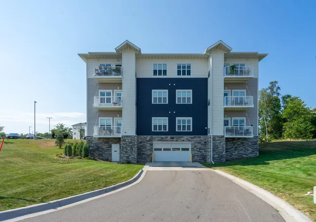 3rd image of 7084 Glory Rd #105, Baxter, MN 56425 | MLS# 7125297