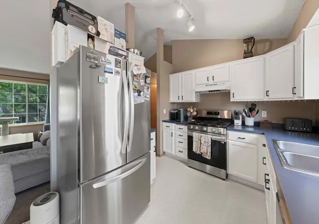 3rd image of 1201 Aspen Ct, Farmington, MN 55024 | MLS# 7125306