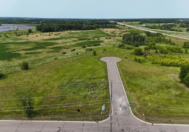 14th image of 113 14th Ave E, Sartell, MN 56377 | MLS# 7125328
