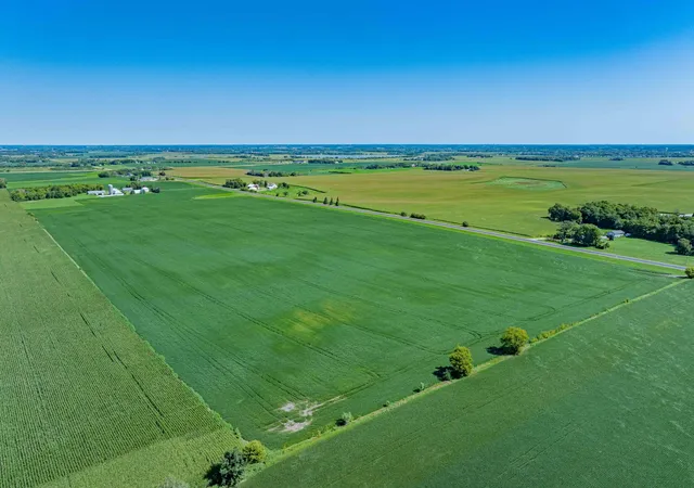 Photo 3 of Land for sale at 130xx Hwy 5 And 25 S, Hamburg, MN 55339 | MLS# 7125354 | Listing updated on 2026-10-02