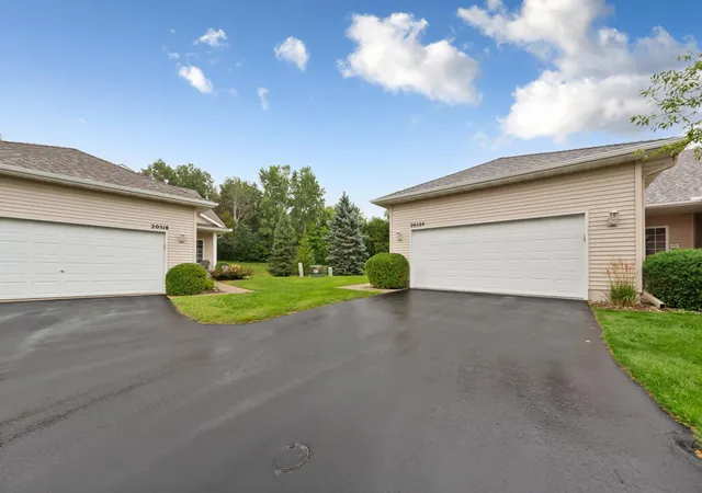 4th image of 20524 Eastview Curv, Farmington, MN 55024 | MLS# 7125359