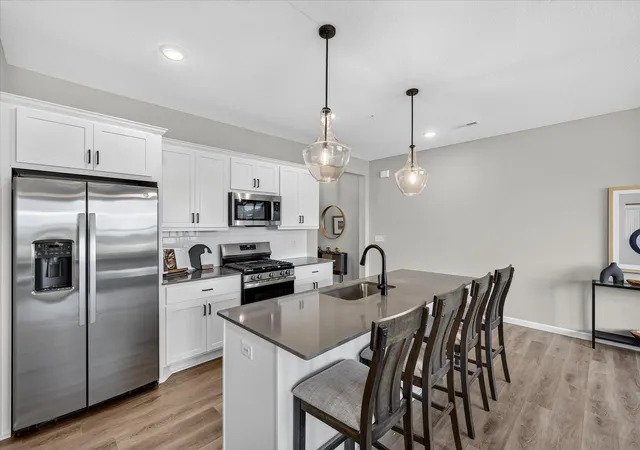 image of 19938 Hunters Rdg, Rogers, MN 55374 | MLS# 7125366