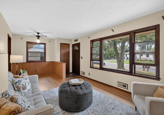 4th image of 11003 Norway St Nw, Minneapolis, MN 55448 | MLS# 7125389