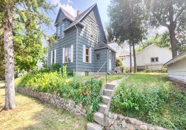 3rd image of 437 7Th St Ne, Staples, MN 56479 | MLS# 7125398