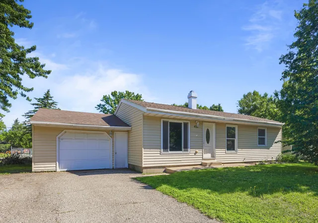 1st image of 421 W Ash St, Saint Joseph, MN 56374 | MLS# 7125399