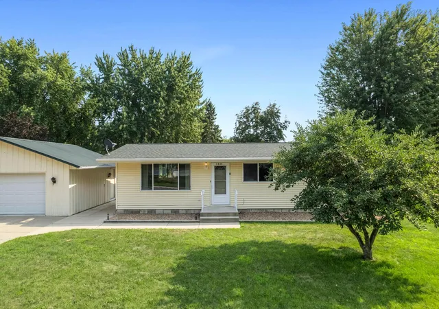 Photo 3 of Sale Pending at 1230 8th Street, Howard Lake, MN 55349 | MLS# 7125408 | Listing updated on 2026-08-27