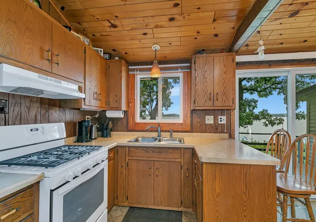 Photo 4 of Single family home for sale at 21307 Agate Beach Rd, Saint Cloud, MN 56301 | MLS# 7125426 | Listing updated on 2026-08-18