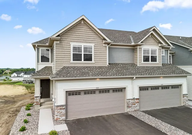 2nd image of 221 Huntington Dr, Waconia, MN 55387 | MLS# 7125445