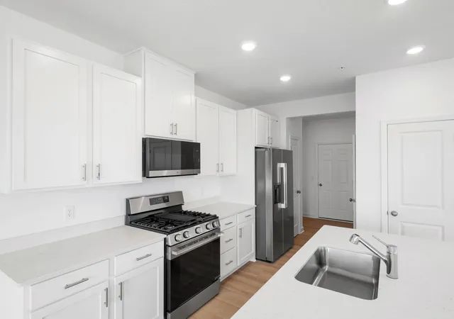 Photo 3 of Single family home for sale at 221 Huntington Dr, Waconia, MN 55387 | MLS# 7125445 | Listing updated on 2026-10-09